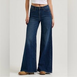 Wrangler Wanderer High Rise Flare 622